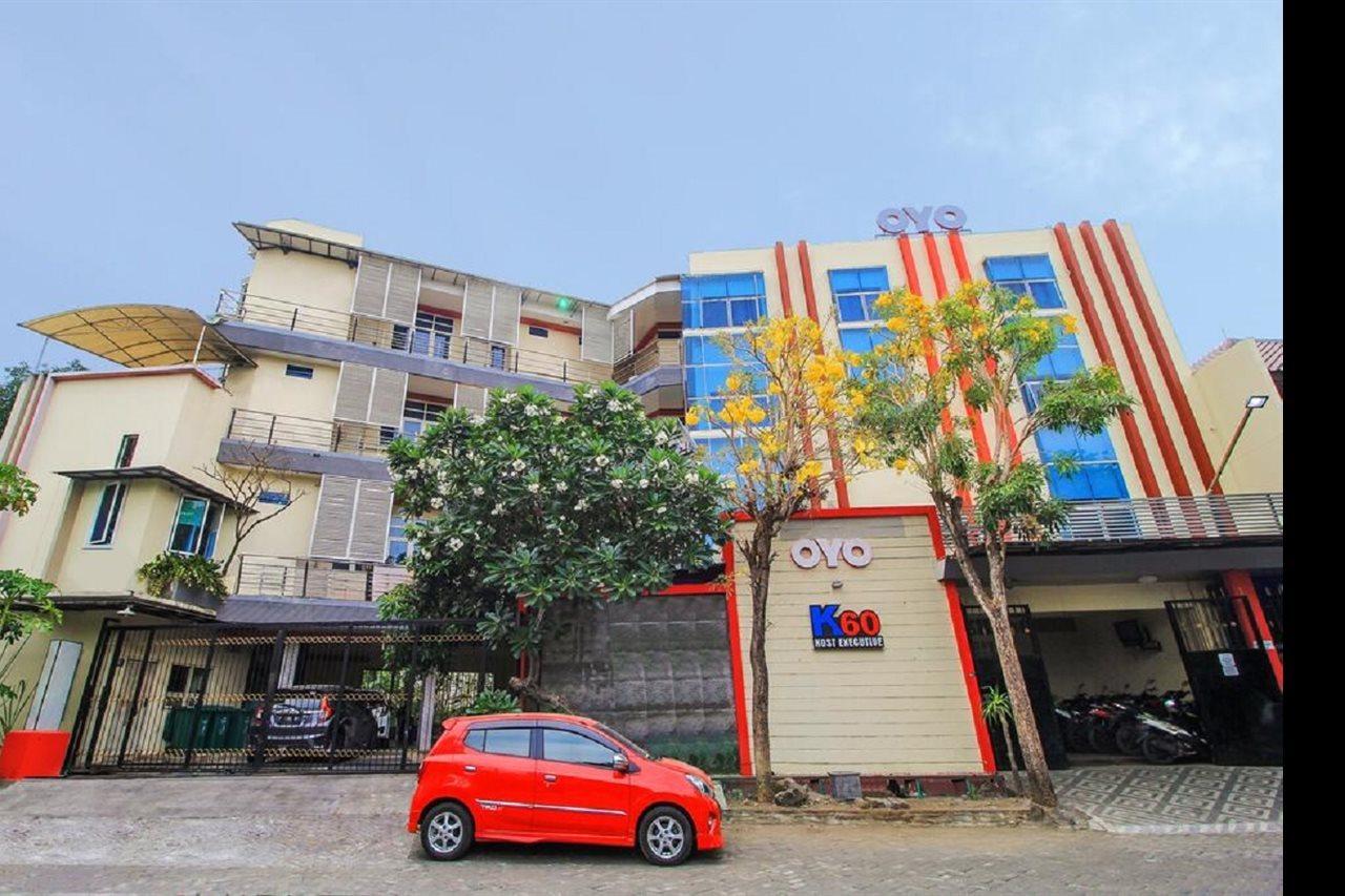 Super Oyo Capital O 175 K-60 Residence Сурабая Екстер'єр фото