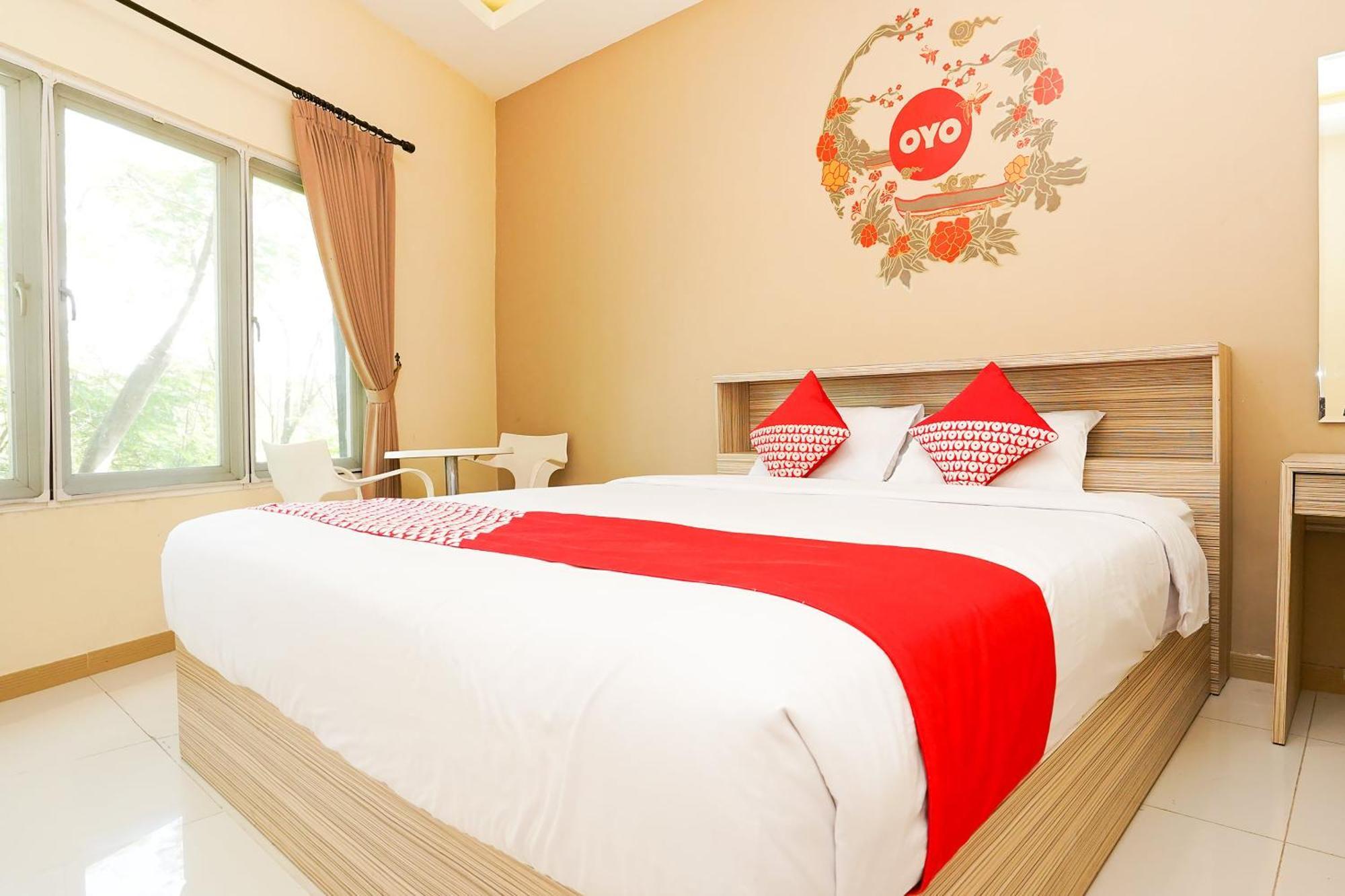 Super Oyo Capital O 175 K-60 Residence Сурабая Екстер'єр фото
