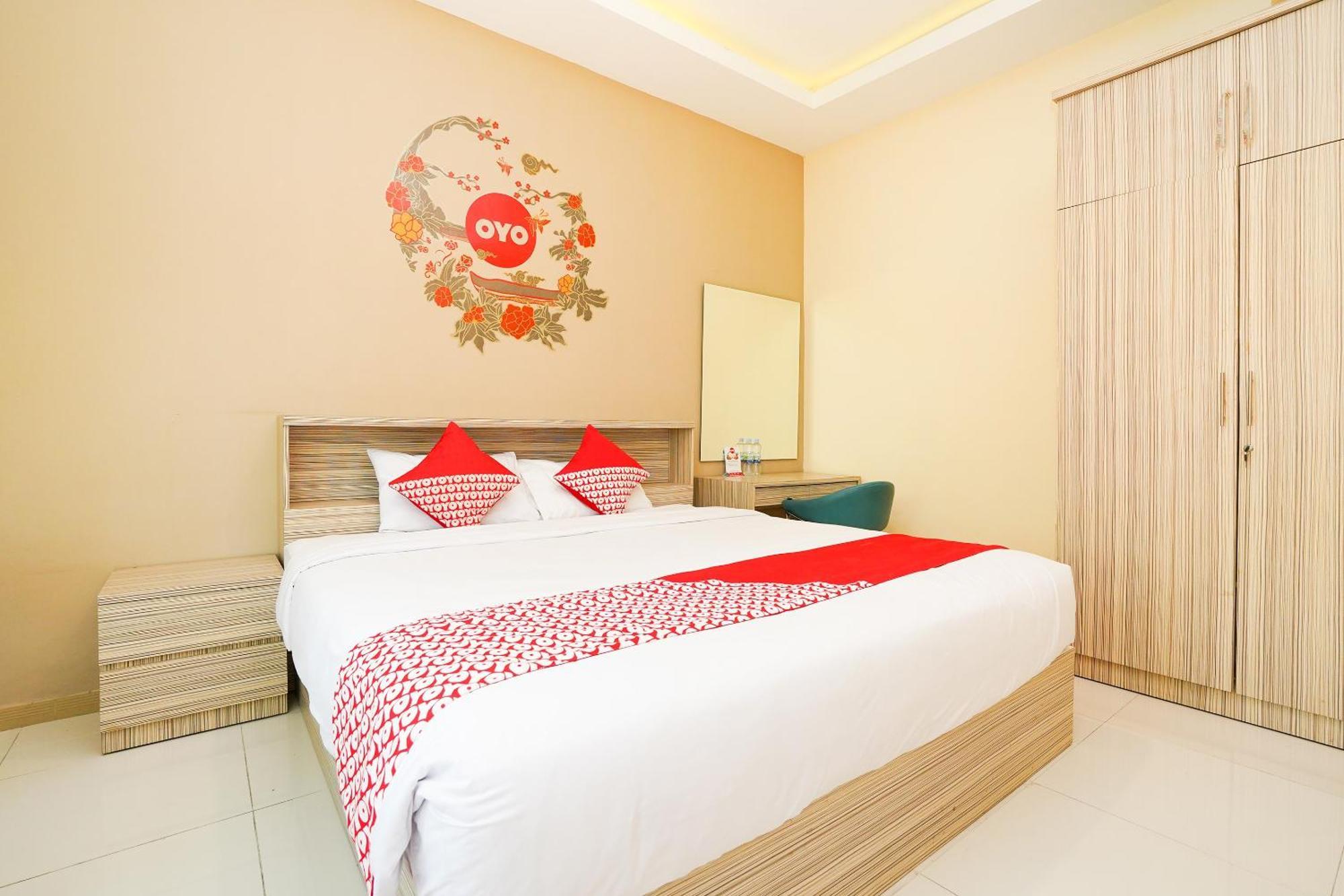 Super Oyo Capital O 175 K-60 Residence Сурабая Екстер'єр фото