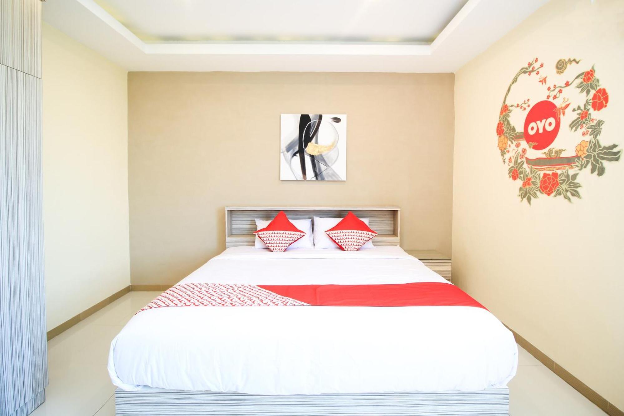 Super Oyo Capital O 175 K-60 Residence Сурабая Екстер'єр фото